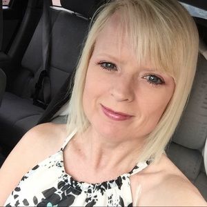 Meet your Posher, Renee